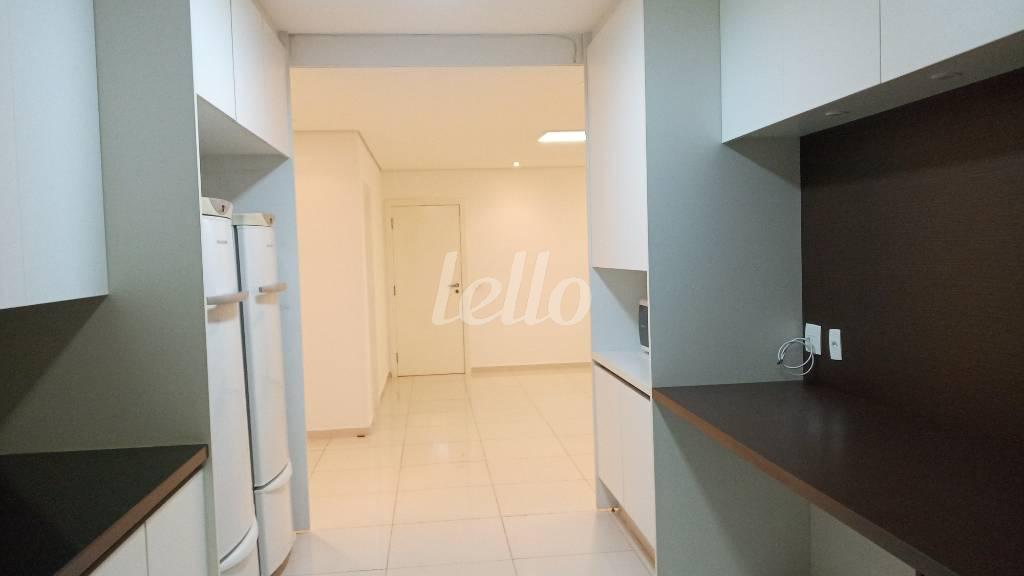 COZINHA de Apartamento para alugar, Padrão com 337 m², 4 quartos e 3 vagas em Santo Amaro - São Paulo