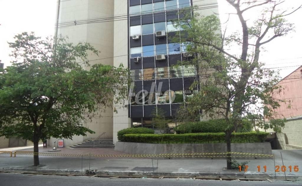 FACHADA de Sala / Conjunto à venda, Padrão com 204 m², e 4 vagas em Cidade Monções - São Paulo