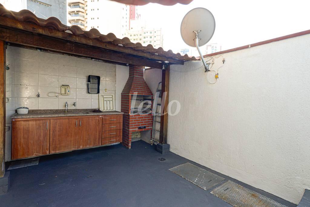 ÁREA GOURMET de Casa à venda, sobrado com 127 m², 3 quartos e 4 vagas em Bosque da Saúde - São Paulo