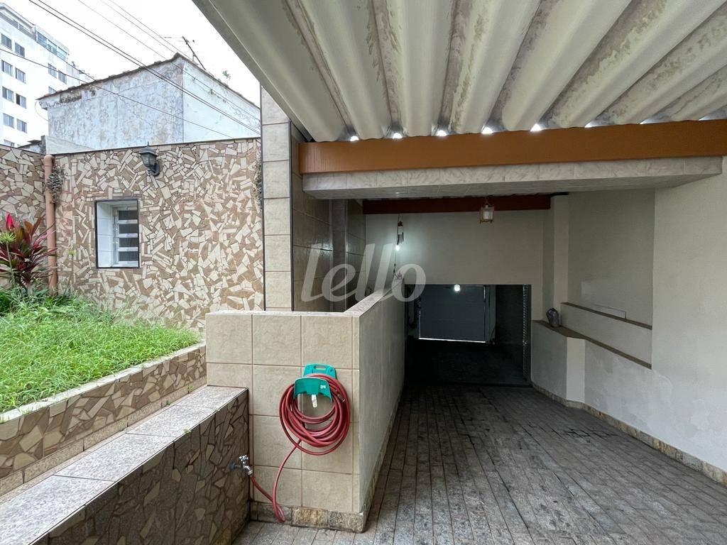 GARAGEM de Casa à venda, sobrado com 145 m², 3 quartos e 4 vagas em Vila Formosa - São Paulo