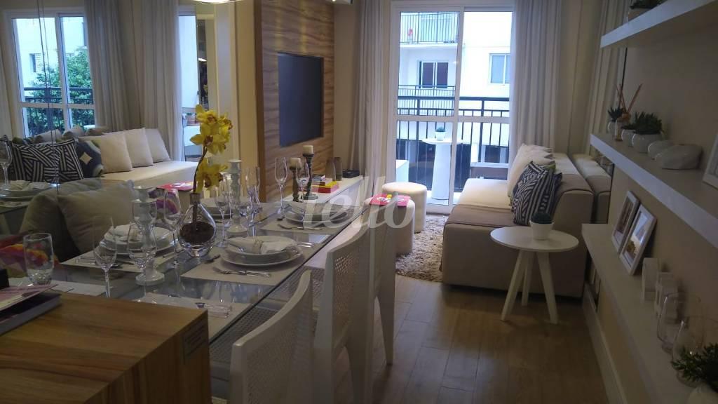 SALA de Apartamento à venda, Padrão com 51 m², 2 quartos e 1 vaga em Vila Matilde - São Paulo
