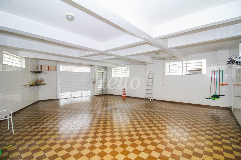 GARAGEM de Casa à venda, sobrado com 240 m², 3 quartos e 4 vagas em Parque da Mooca - São Paulo