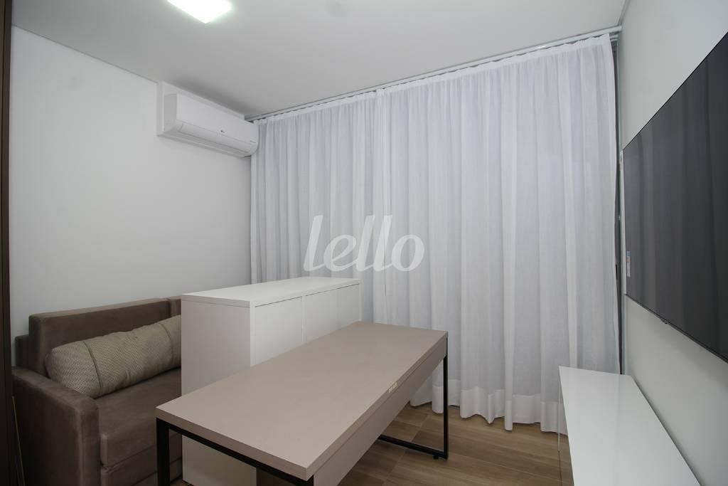 SALA de Apartamento para alugar, Studio com 40 m², 1 quarto e 1 vaga em Pinheiros - São Paulo