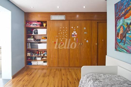 SUÍTE 2 de Apartamento à venda, Padrão com 308 m², 4 quartos e 3 vagas em Jardins - São Paulo