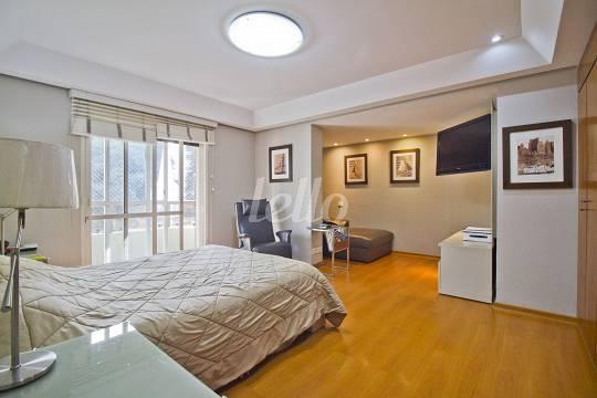 SUÍTE MASTER de Apartamento à venda, Padrão com 308 m², 4 quartos e 3 vagas em Jardins - São Paulo
