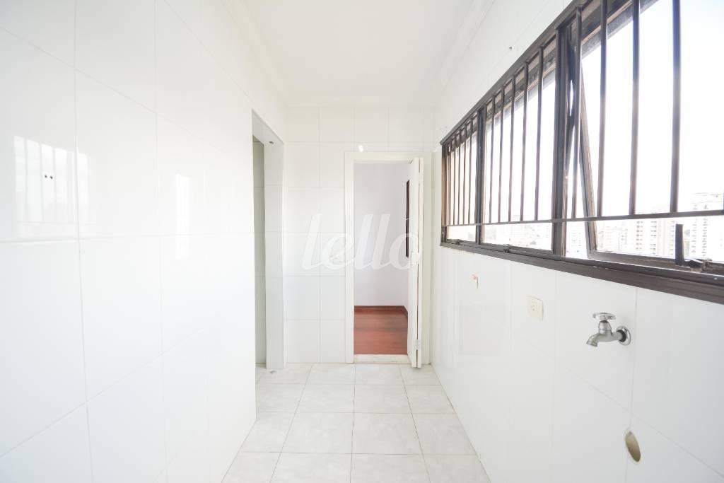 LAVANDERIA de Apartamento à venda, Padrão com 130 m², 2 quartos e 2 vagas em Vila Galvão - Guarulhos