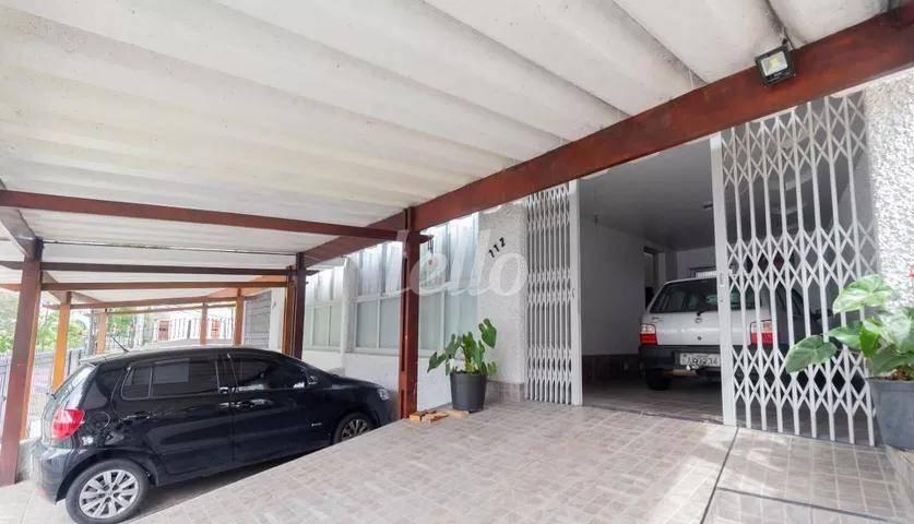 GARAGEM de Casa à venda, sobrado com 179 m², 2 quartos e 3 vagas em Sumarezinho - São Paulo