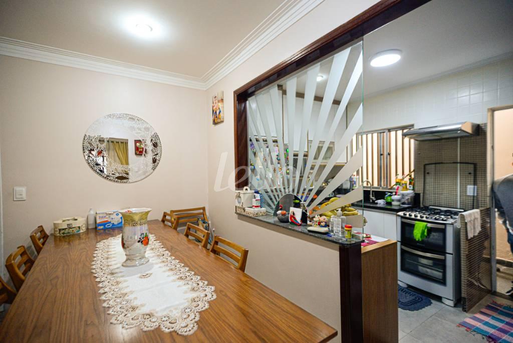 COZINHA de Casa à venda, térrea com 166 m², 5 quartos e 2 vagas em Santana - São Paulo