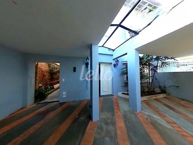 GARAGEM de Casa à venda, sobrado com 280 m², 3 quartos e 2 vagas em Vila Mariana - São Paulo