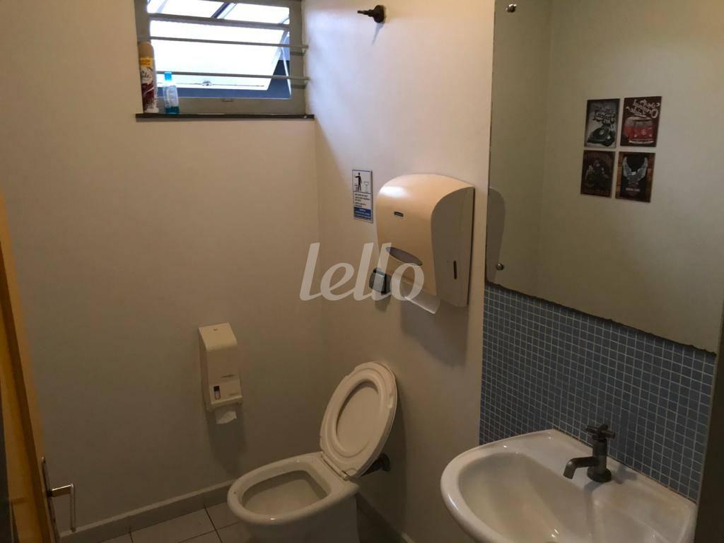 WC de Prédio Comercial para alugar, Monousuário com 470 m², e 1 vaga em Consolação - São Paulo