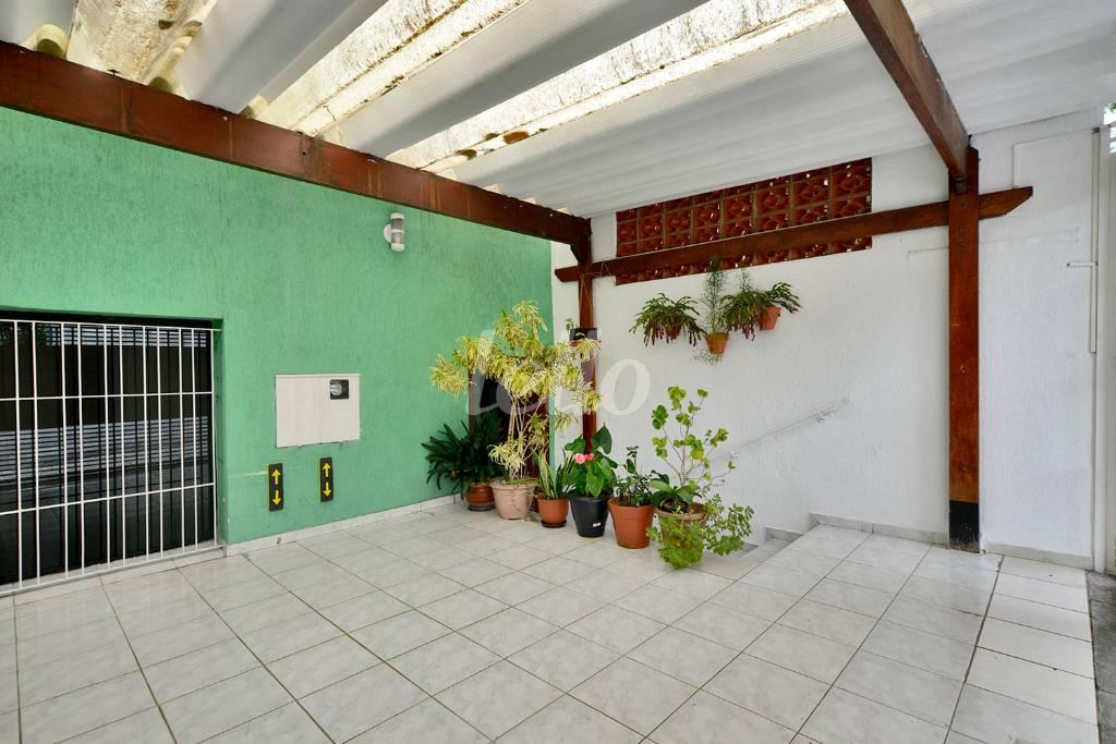 GARAGEM de Casa à venda, sobrado com 170 m², 2 quartos e 2 vagas em Jardim da Glória - São Paulo