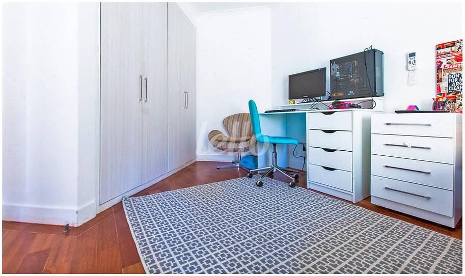 SUÍTE de Apartamento à venda, Padrão com 230 m², 3 quartos e 4 vagas em Jardim Vila Mariana - São Paulo