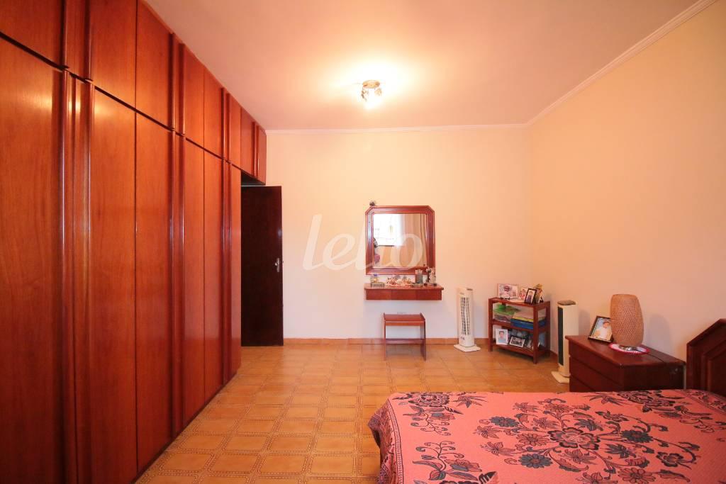 15 QUARTO 3 de Casa à venda, sobrado com 180 m², 3 quartos e 2 vagas em Santana - São Paulo