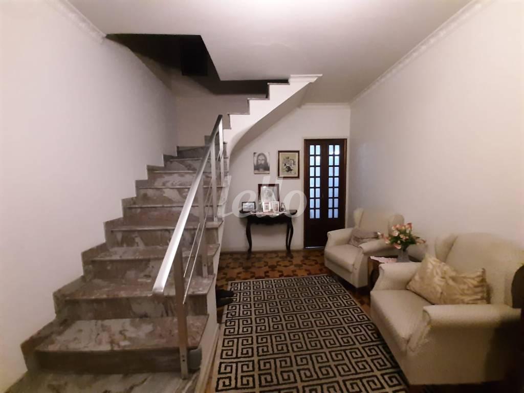 SALA de Casa à venda, sobrado com 300 m², 4 quartos e 3 vagas em Vila Antonina - São Paulo