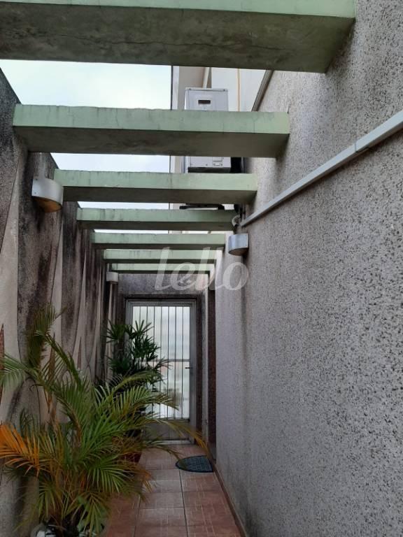 ENTRADA de Casa à venda, sobrado com 300 m², 4 quartos e 3 vagas em Vila Antonina - São Paulo