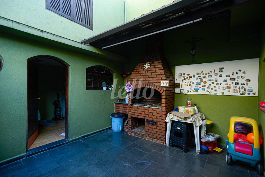 ÁREA GOURMET de Casa à venda, sobrado com 353 m², 4 quartos e 2 vagas em Vila Bertioga - São Paulo