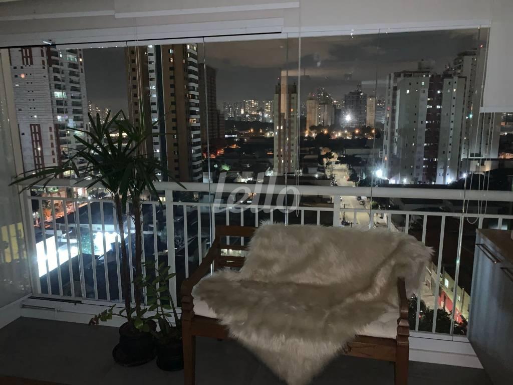 VISTA de Apartamento à venda, Padrão com 68 m², 2 quartos e 1 vaga em Tatuapé - São Paulo