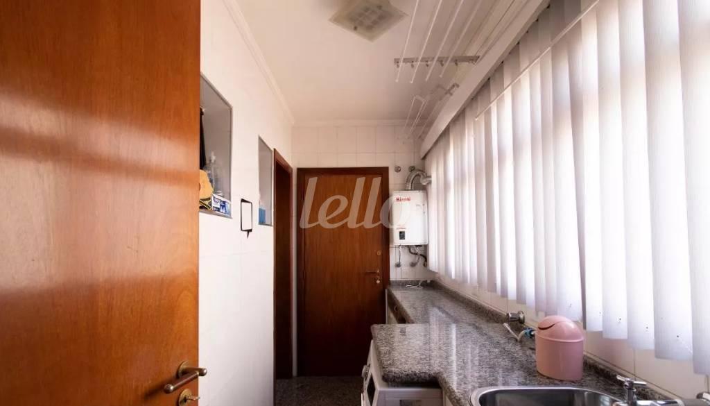 AREA SERVIÇO de Apartamento à venda, Padrão com 127 m², 3 quartos e 3 vagas em Mandaqui - São Paulo