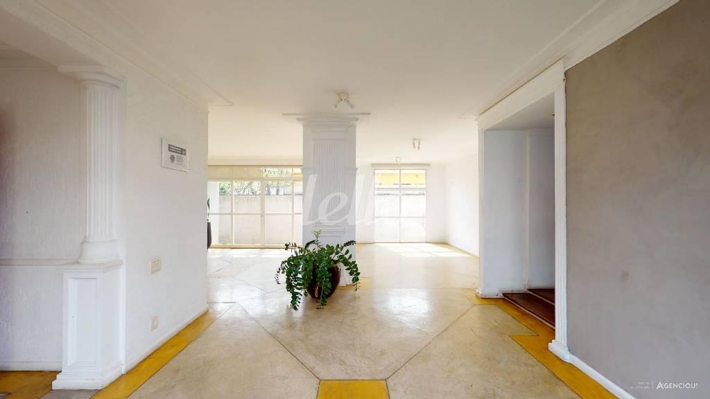 LIVING 3 AMBIENTES de Casa à venda, sobrado com 380 m², 7 quartos e 6 vagas em Vila Madalena - São Paulo