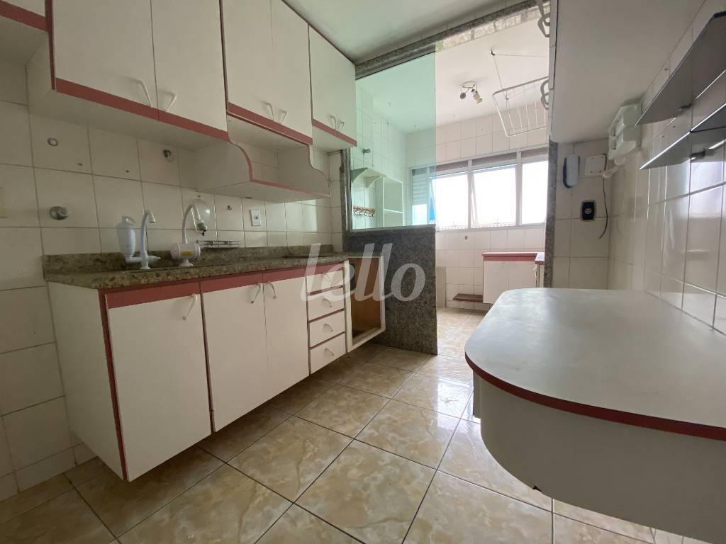 COZINHA de Apartamento à venda, Padrão com 79 m², 3 quartos e 1 vaga em Vila São Pedro - Santo André