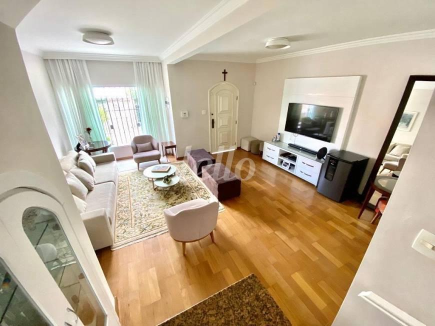 LIVING de Casa à venda, sobrado com 250 m², 4 quartos e 2 vagas em Vila Mariana - São Paulo