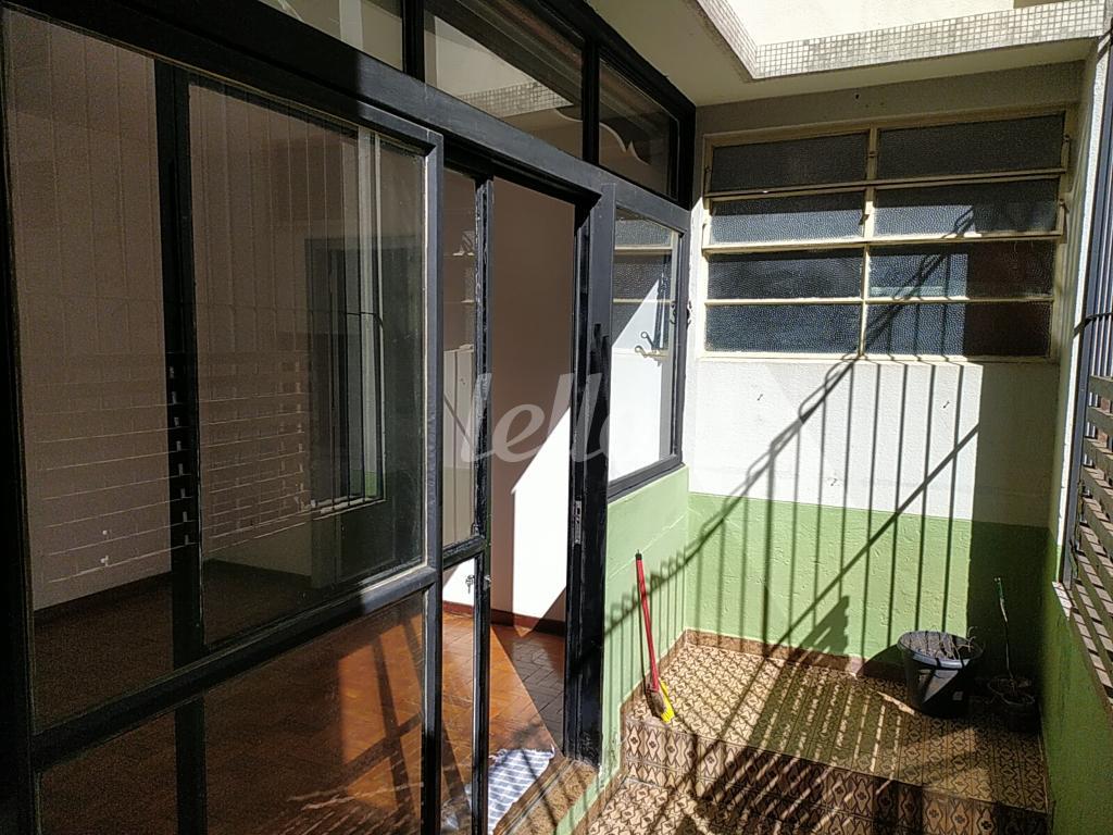 SACADA de Apartamento para alugar, Padrão com 120 m², 3 quartos e 1 vaga em Jardim América - São Paulo