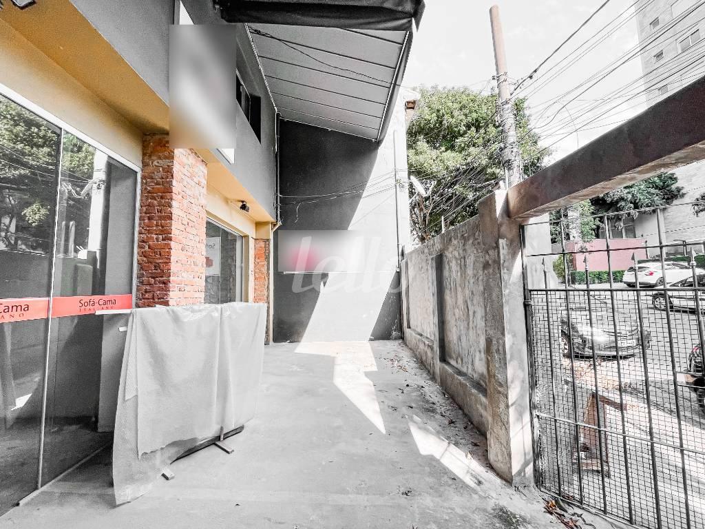 ENTRADA de Casa à venda, sobrado com 250 m², 3 quartos e 2 vagas em Vila Romana - São Paulo