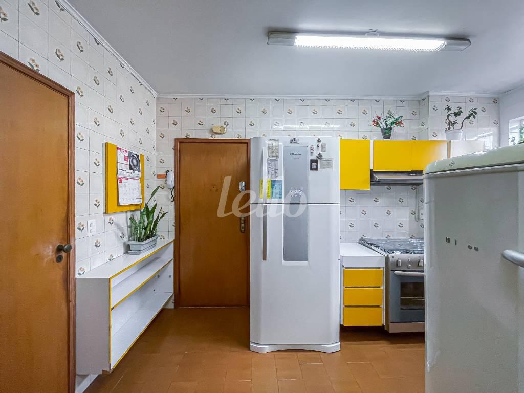 COZINHA de Apartamento à venda, Padrão com 97 m², 3 quartos e em Pinheiros - São Paulo