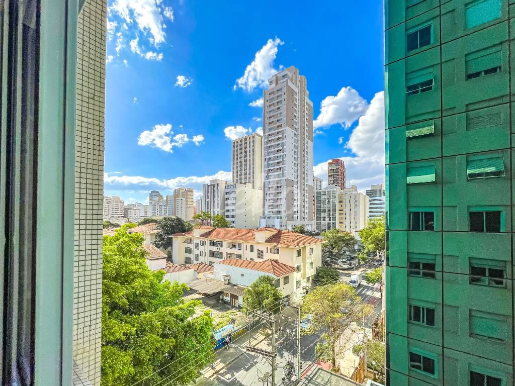 VISTA de Apartamento à venda, Padrão com 97 m², 3 quartos e em Pinheiros - São Paulo