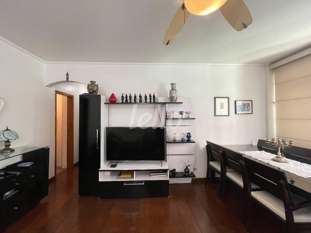 SALA DOIS AMBIENTES de Apartamento à venda, Padrão com 97 m², 3 quartos e em Pinheiros - São Paulo