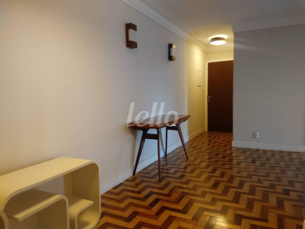 SALA 3 AMBIENTES de Apartamento à venda, Padrão com 120 m², 3 quartos e 1 vaga em Vila Mariana - São Paulo