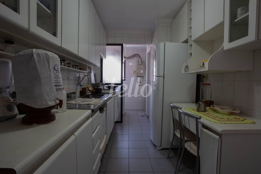 COZINHA de Apartamento para alugar, Padrão com 86 m², 3 quartos e 2 vagas em Vila Gomes Cardim - São Paulo