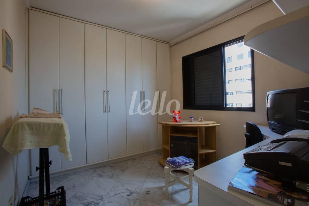 QUARTO 2 de Apartamento para alugar, Padrão com 86 m², 3 quartos e 2 vagas em Vila Gomes Cardim - São Paulo