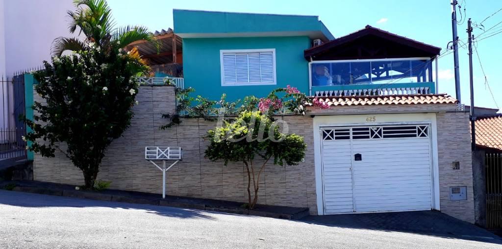 FACHADA de Casa à venda, sobrado com 156 m², 3 quartos e 3 vagas em Vila Ede - São Paulo