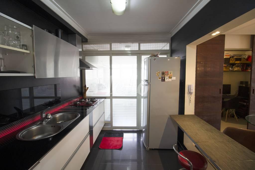 COZINHA de Apartamento à venda, Padrão com 140 m², 2 quartos e 1 vaga em Perdizes - São Paulo