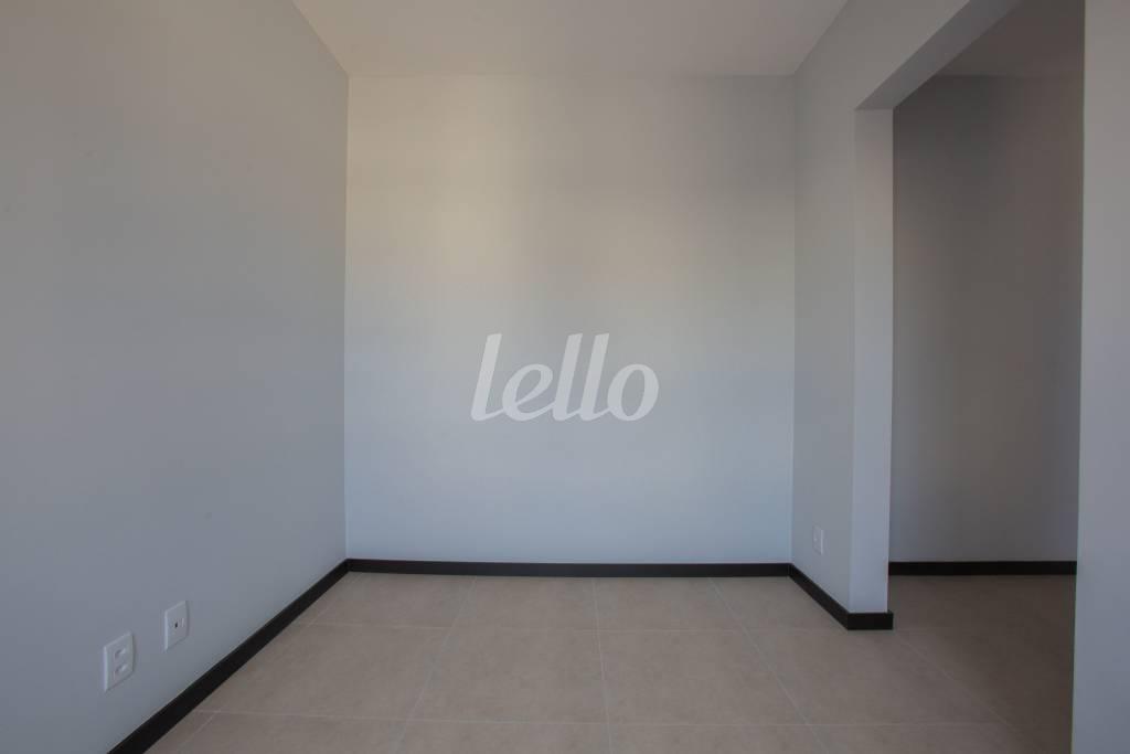 DORMITÓRIO de Apartamento para alugar, Padrão com 35 m², 1 quarto e 1 vaga em Vila Buarque - São Paulo