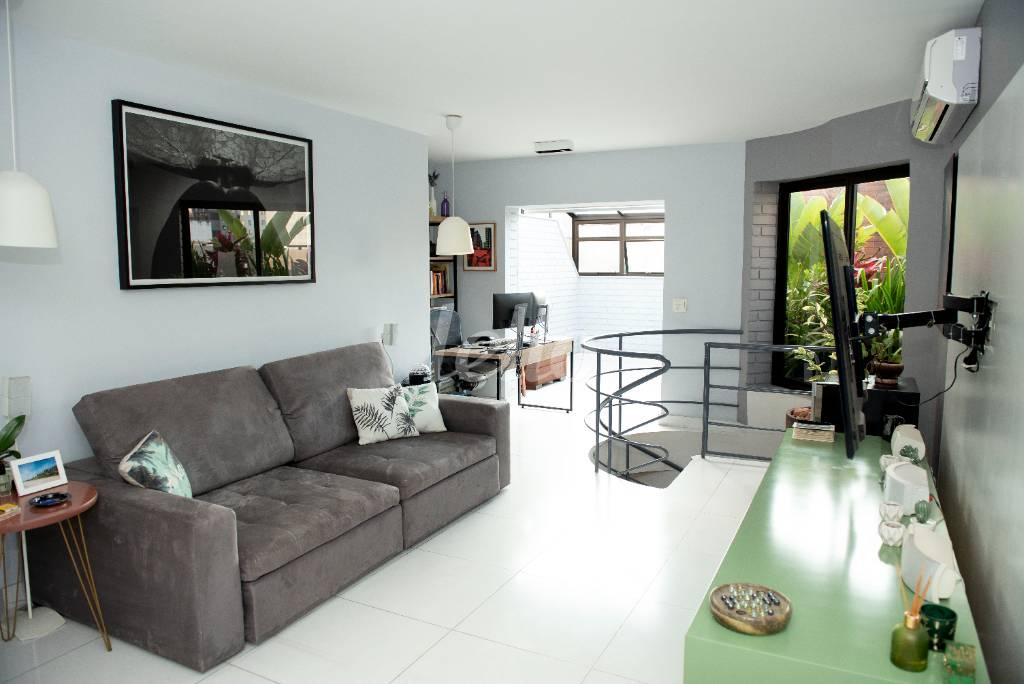 COBERTURA de Apartamento à venda, cobertura - Padrão com 173 m², 3 quartos e 3 vagas em Pinheiros - São Paulo