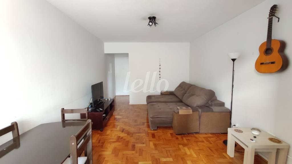SALA de Apartamento à venda, Padrão com 86 m², 2 quartos e 1 vaga em Paraíso - São Paulo