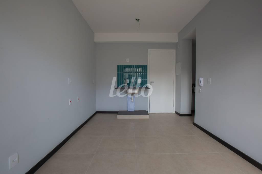 SALA de Apartamento para alugar, Padrão com 35 m², 1 quarto e 1 vaga em Vila Buarque - São Paulo