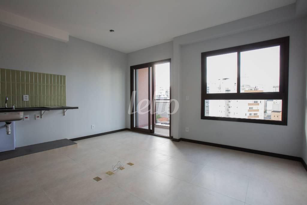SALA de Apartamento para alugar, Padrão com 30 m², 1 quarto e 1 vaga em Vila Buarque - São Paulo