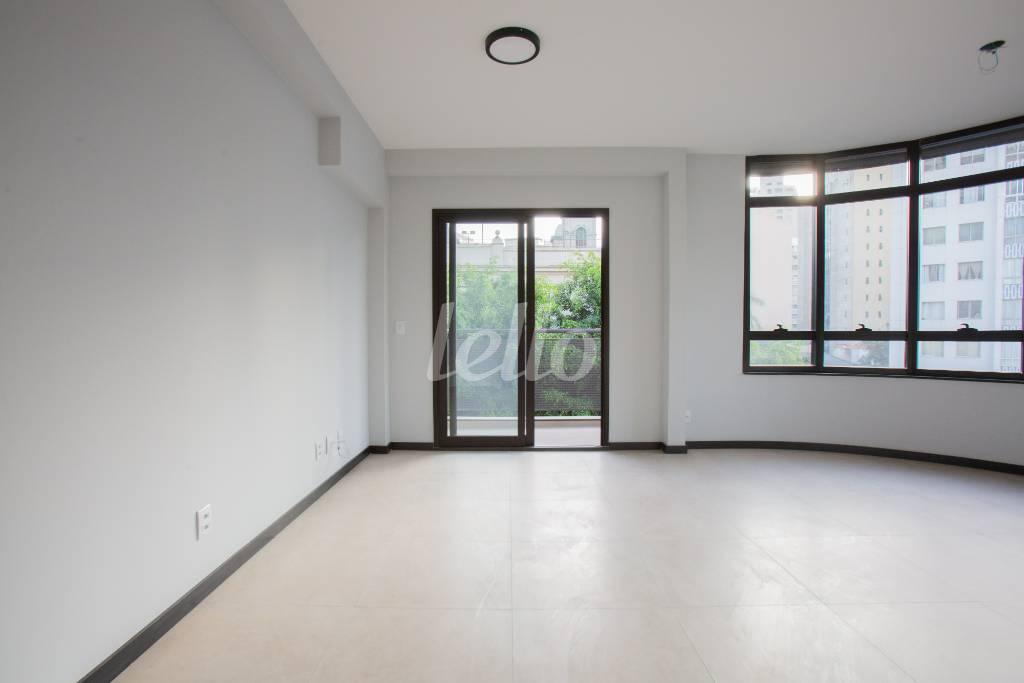 SALA de Apartamento para alugar, Padrão com 48 m², 1 quarto e 1 vaga em Vila Buarque - São Paulo