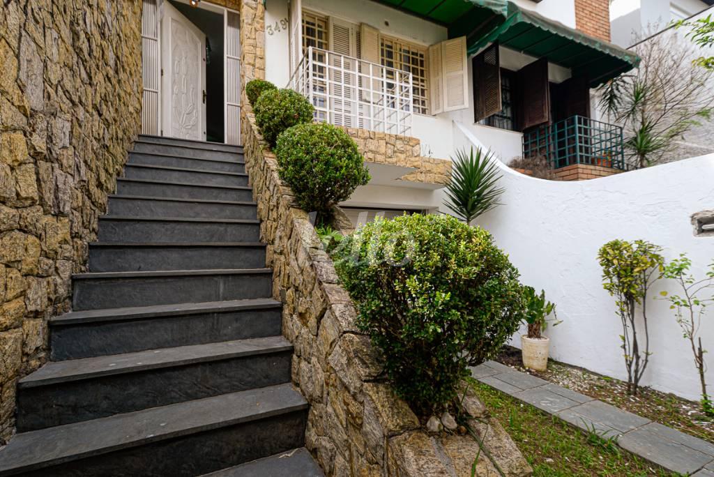 ENTRADA de Casa à venda, sobrado com 176 m², 3 quartos e 3 vagas em Jardim Avelino - São Paulo