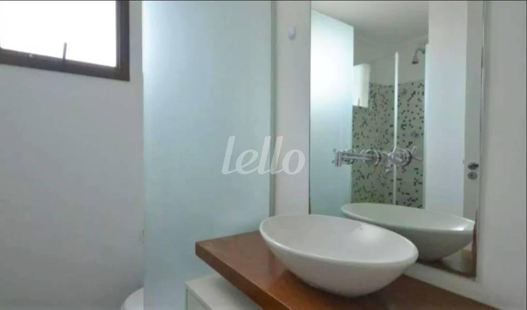 LAVABO de Apartamento à venda, Padrão com 100 m², 3 quartos e 2 vagas em Vila Mariana - São Paulo