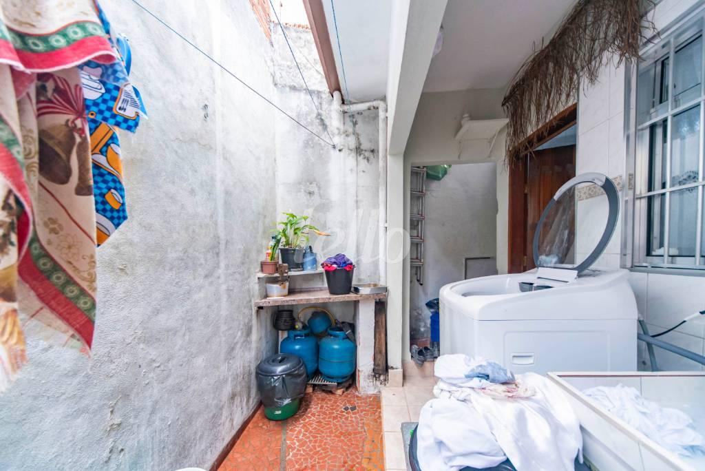 ÁREA DE SERVIÇO de Casa à venda, assobradada com 150 m², 2 quartos e 3 vagas em Vila Valparaíso - Santo André
