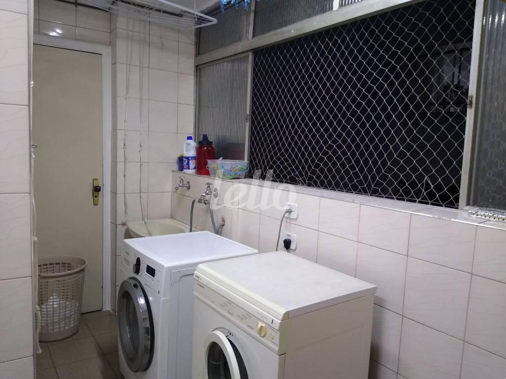 ÁREA DE SERVIÇO de Apartamento à venda, Padrão com 140 m², 4 quartos e 1 vaga em Santa Cecília - São Paulo