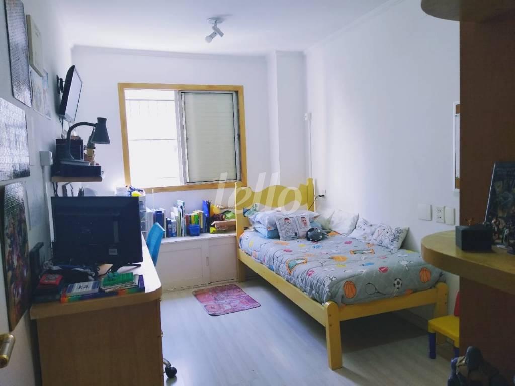 DORMITÓRIO de Apartamento à venda, Padrão com 140 m², 4 quartos e 1 vaga em Santa Cecília - São Paulo