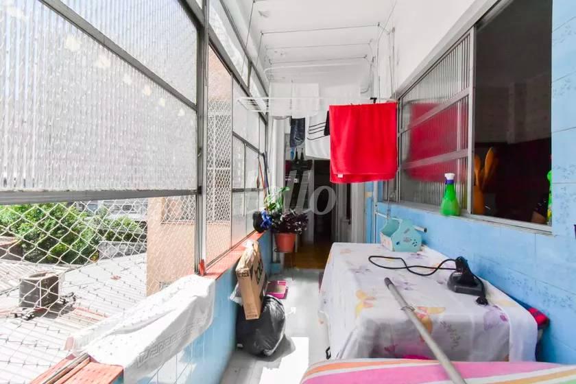 ÁREA SERVIÇO de Apartamento à venda, Padrão com 98 m², 2 quartos e em Pinheiros - São Paulo