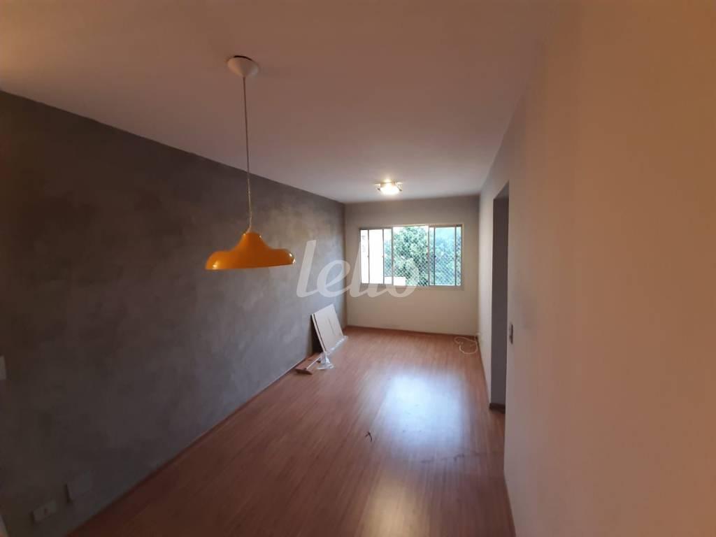 SALA de Apartamento à venda, Padrão com 55 m², 2 quartos e 1 vaga em Lauzane Paulista - São Paulo