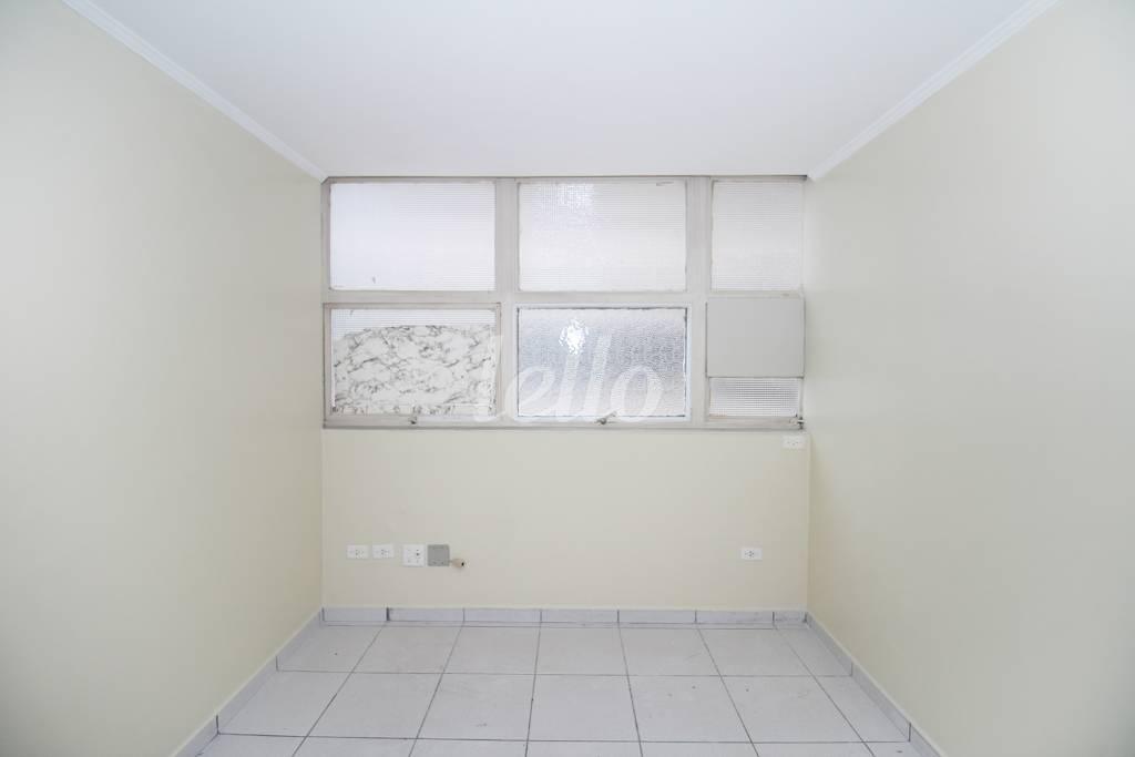 SALA 3 de Sala / Conjunto à venda, Padrão com 138 m², e 3 vagas em Vila Clementino - São Paulo
