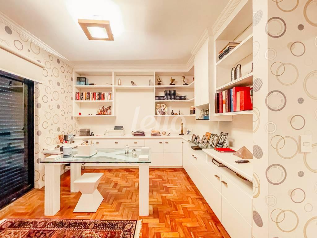 SUITE 2 de Apartamento à venda, Padrão com 350 m², 3 quartos e 4 vagas em Santa Cecília - São Paulo